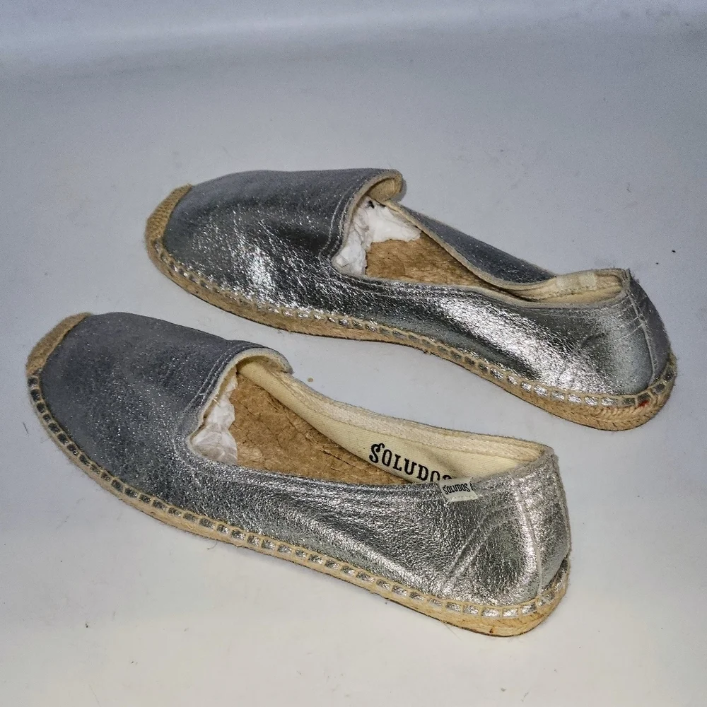 SOLUDOS Metallic Silver‎ Leather Smoking Slipper Espadrilles Size 8